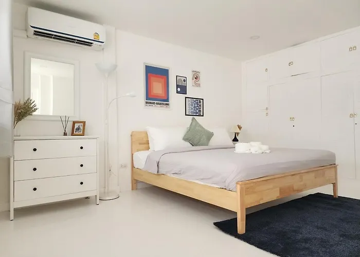 Holiday home White House Ekkamai *